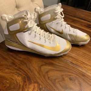 Men’s baseball cleats